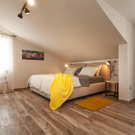 Holiday home Duranka With Pool Rovinjsko Selo